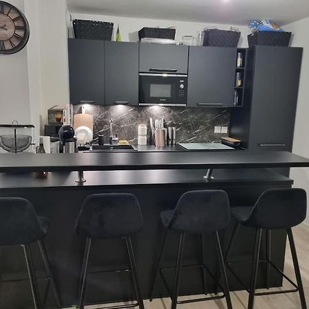 Appartement Cosy Et Equipe Meaux Eksteriør bilde
