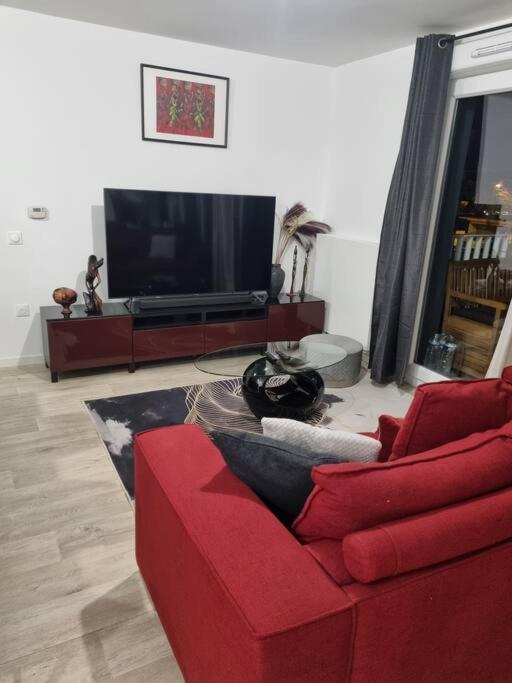 Appartement Cosy Et Equipe Meaux Eksteriør bilde